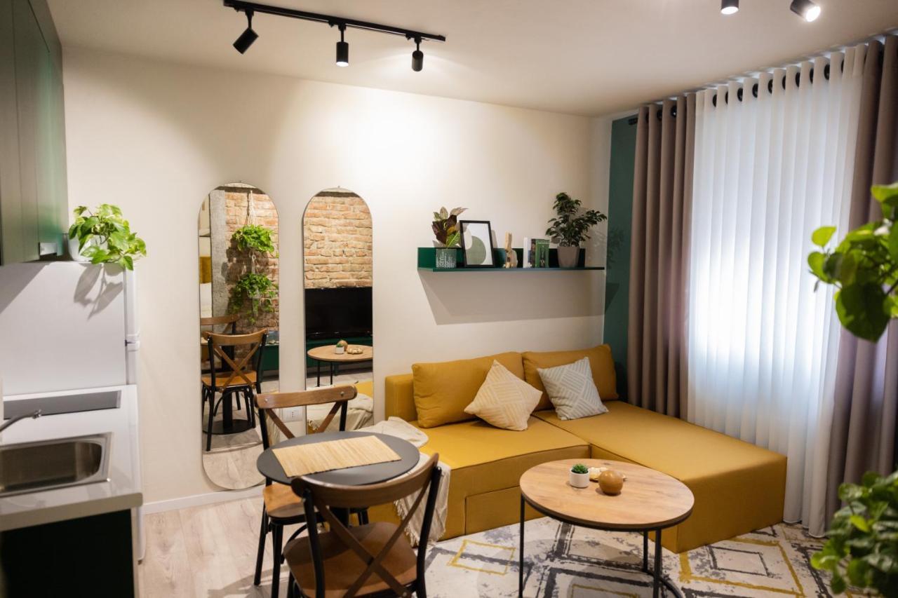 Apartment Three Doors Apartments, Kiwi 1+1 Tirana